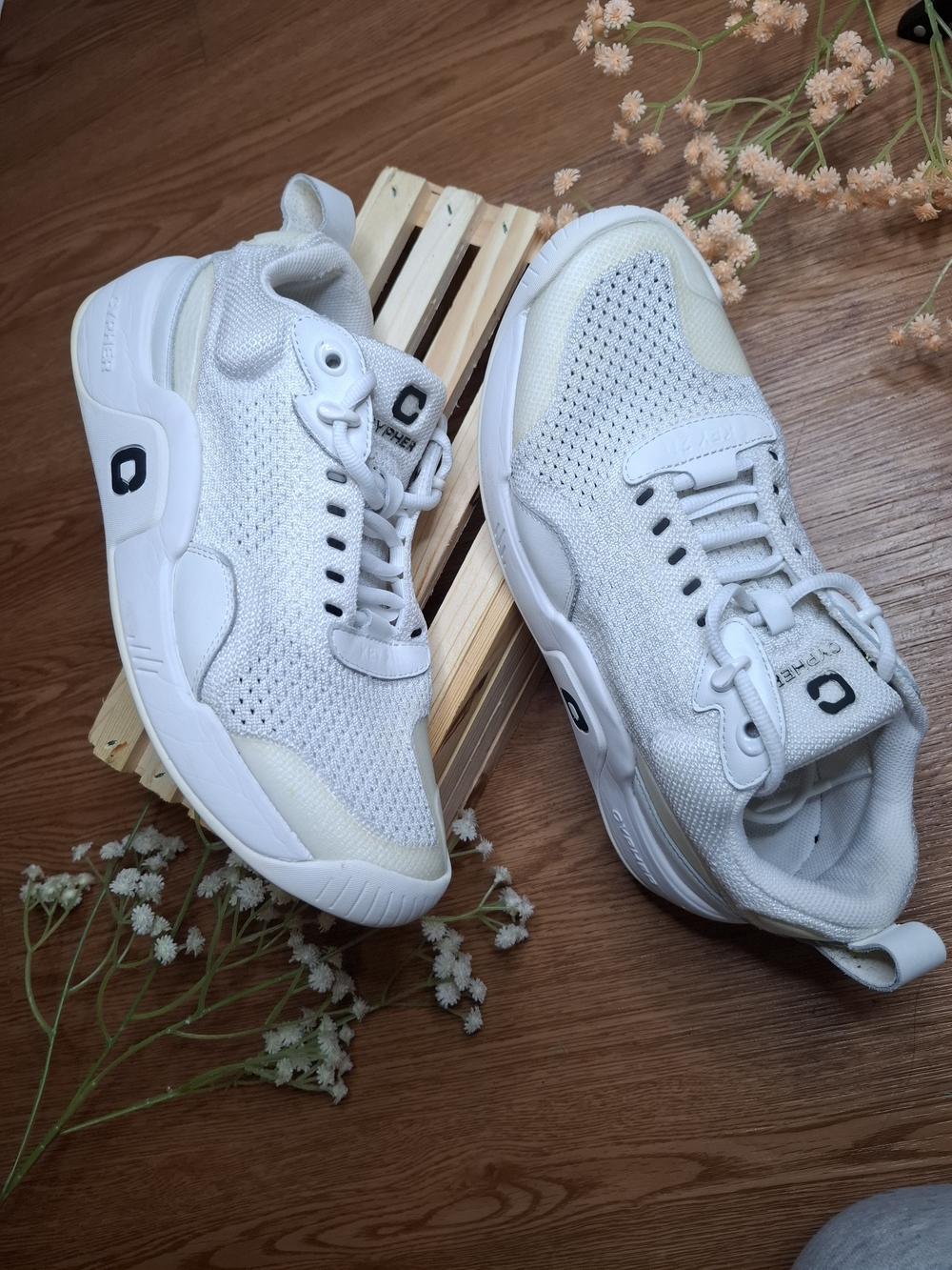 Men's White Knit Athletic Sneakers - Picture 2 of 4